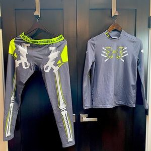 Under Armour boys base layer top and bottom size YXL